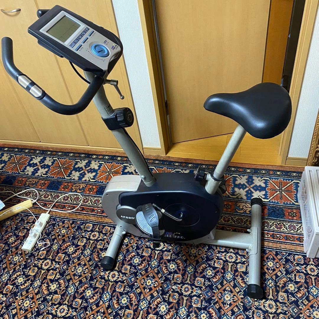 エアロバイク　サイクリングマシン　feelcycle トレーニングバイク