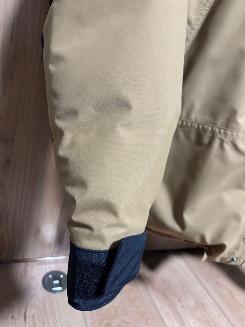 ノースフェイス　マウンテンダウンジャケット　ND91930