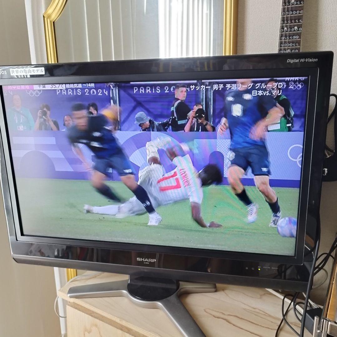 32型テレビ　世界の亀山モデル　LC32D30