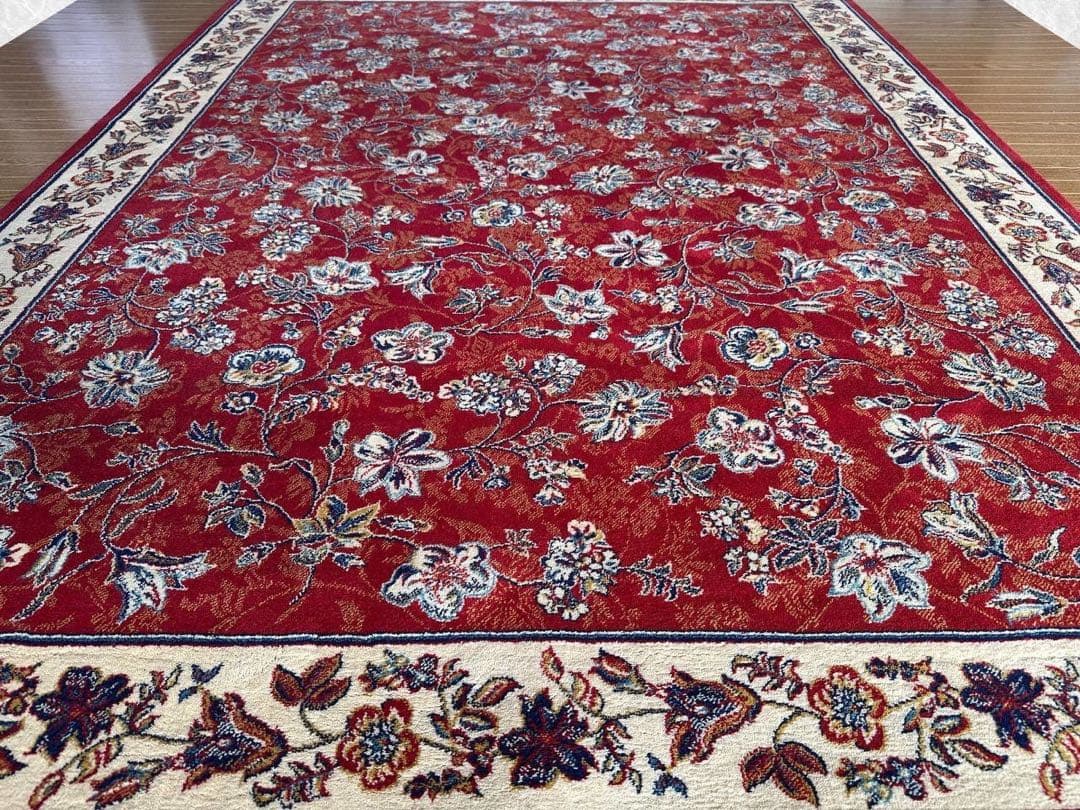 トルコ製の機械織りカーペット