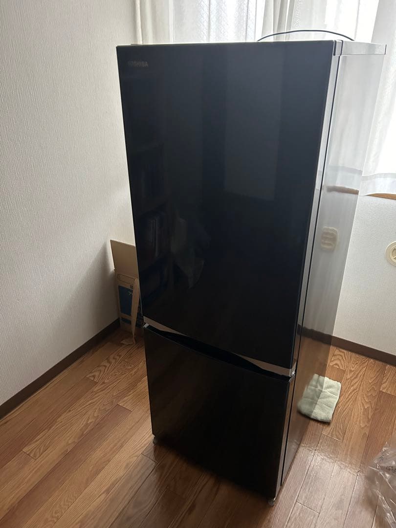TOSHIBA ブラック 冷蔵庫 二段式