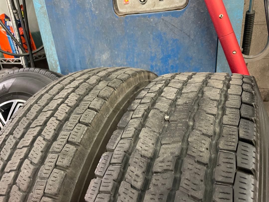！！専用！！195/80R15 NV350キャラバン　ホイール付スタッドレス