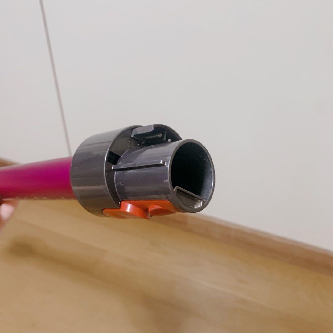 ダイソン　SV10K　スティッククリーナー 一式　アタッチメント付き スタンド付