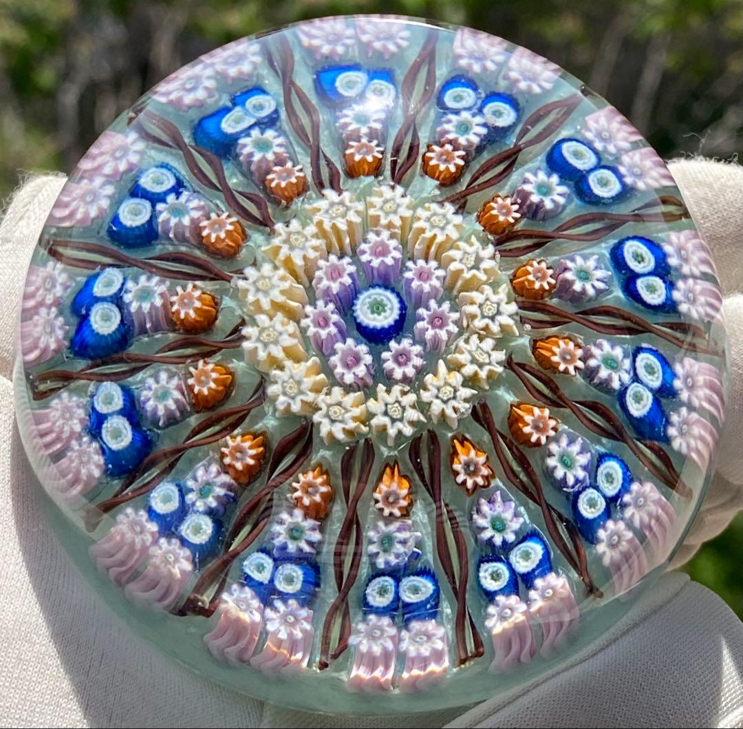 ☘️パースシャー☘️ ガラスペーパーウェイト　文鎮　スコットランド製　直径7.6㎝❣️