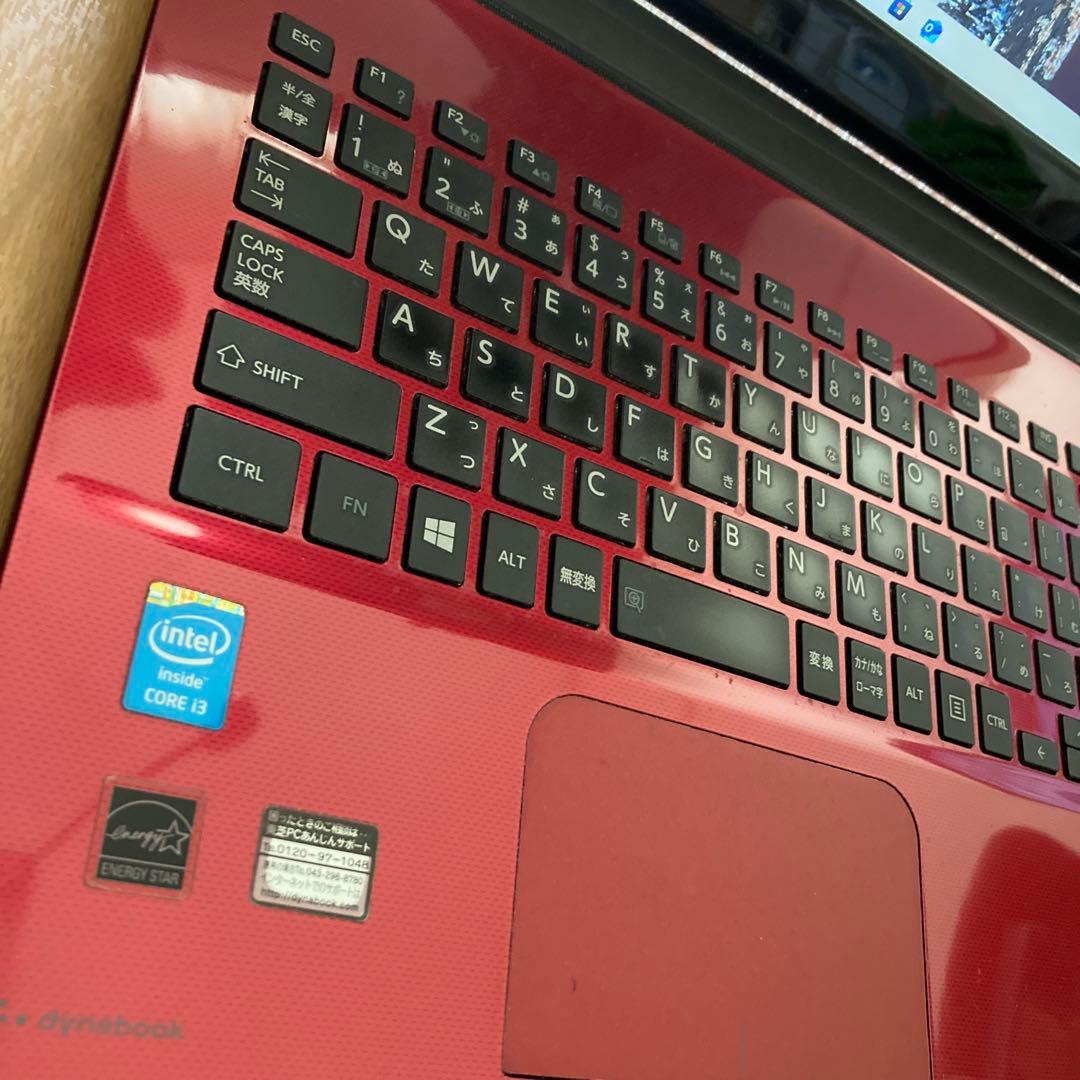 ToshibaノートPC Core i3 932GB SSD 赤T55/45MR