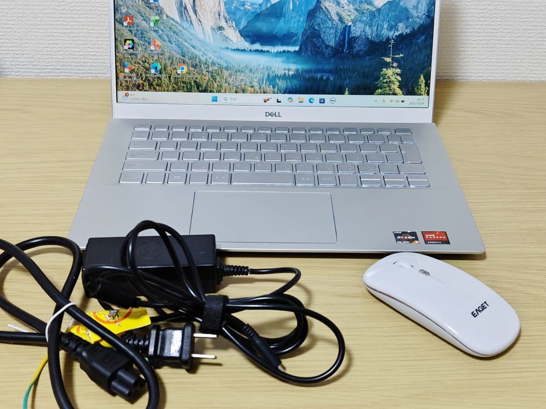 【年末年始セール中！】爆速1TB＆余裕16GB！Dell Insprion 14