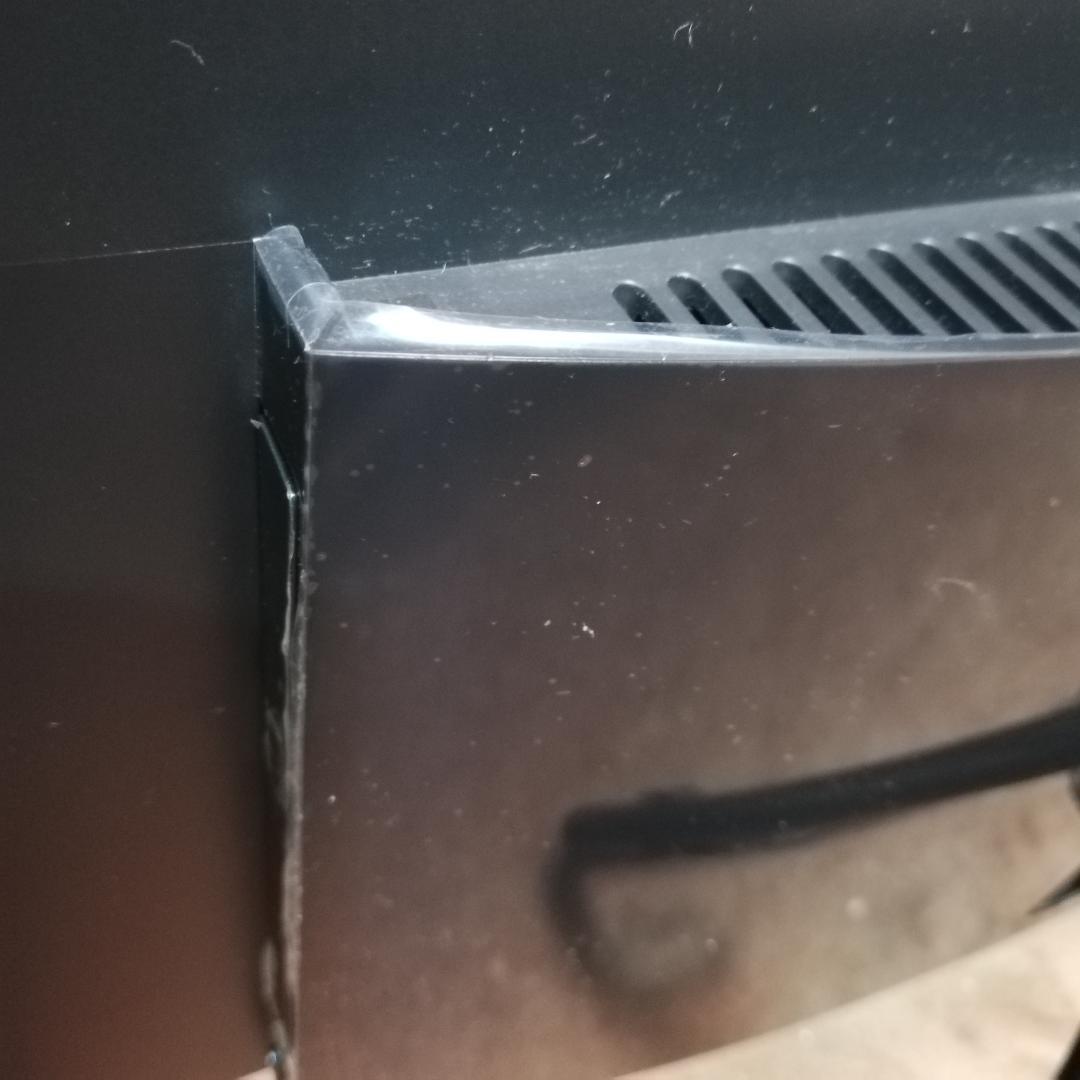 レノボ　超狭枠の24インチ一体型PC　i5-8400T 8G/512SSD