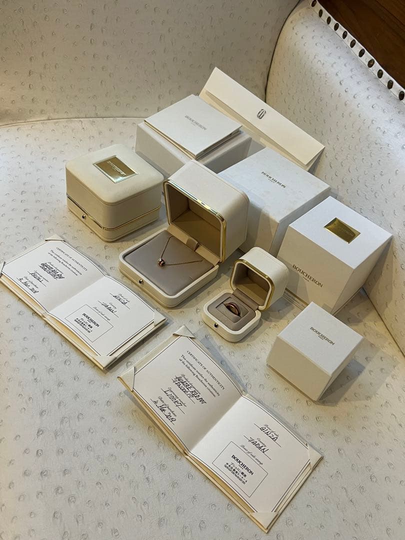 Boucheron★ブシュロンキャトルホワイトリングハーフメンズ19号K18PG