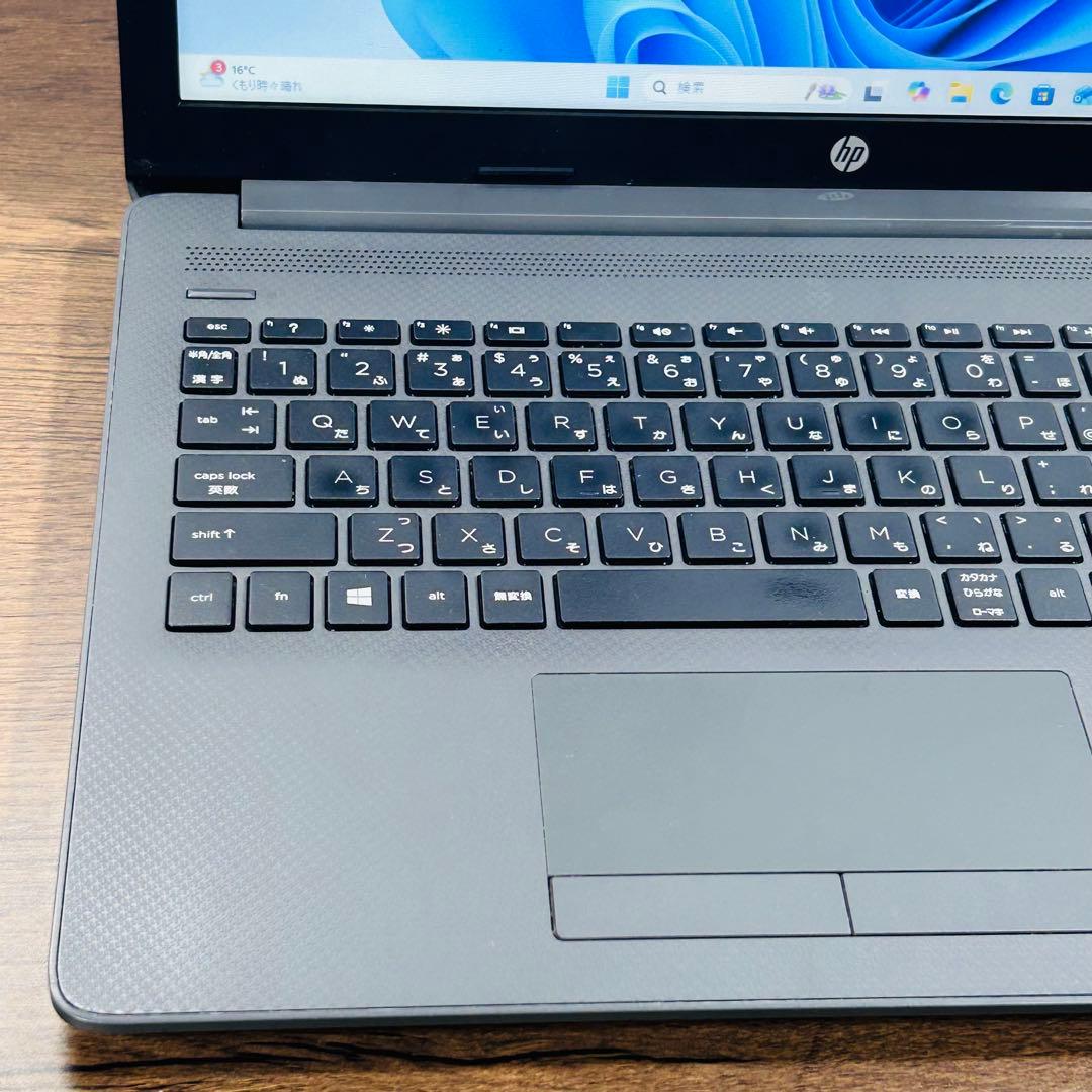 オフィス付きノートパソコン 第10世代i5 新品SSD512GB メモリ16GB