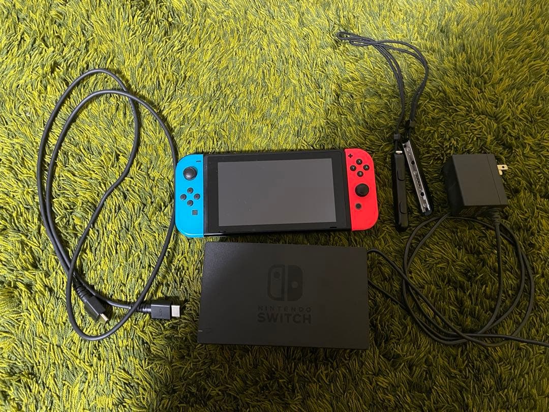 NINTENDO Switch 本体　充電ドック　HDMIケーブル