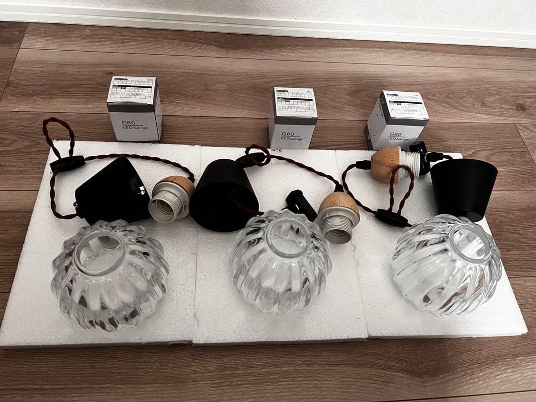 美品　ペンダントライト3個　購入時15800円