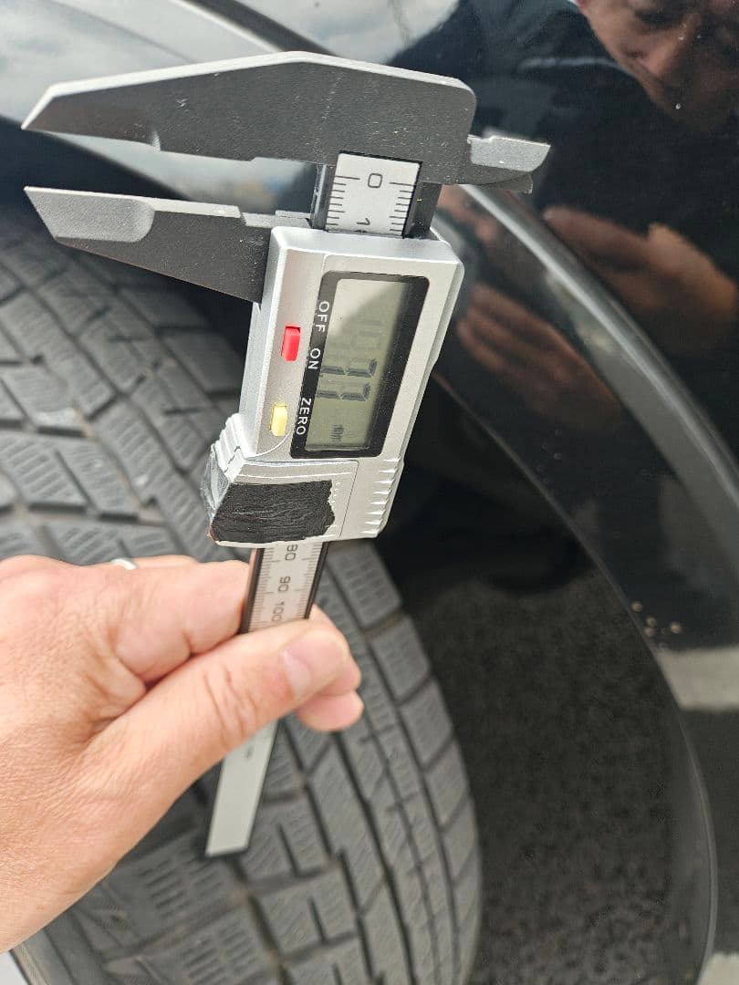 ホ*タ様 プリウス60 アルミホイール4本 スタッドレス 195/60R17