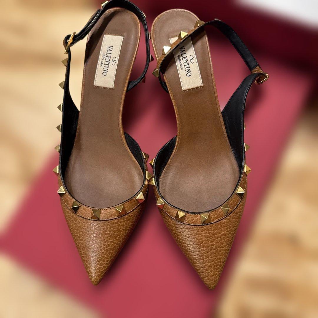 VALENTINO スタッズ付きブラウンハイヒール37