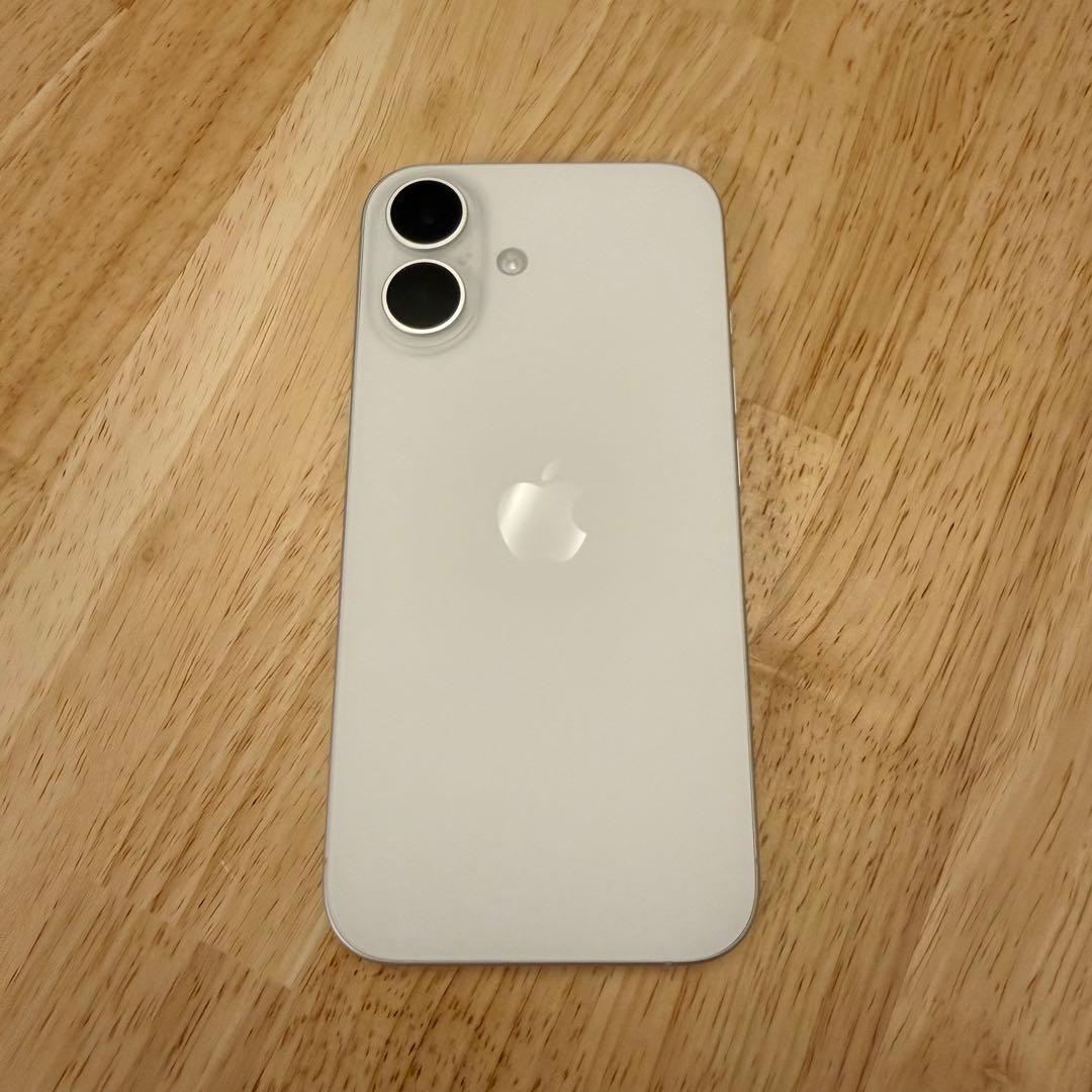 iPhone16 128gb 美品 付属品完備 バッテリー91%