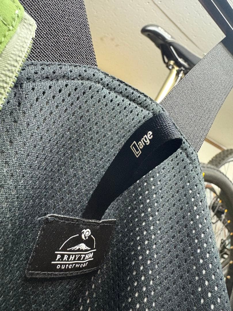 P.RHYTHM YOTEI PANTS プリズムヨウテイパンツ　サイズL