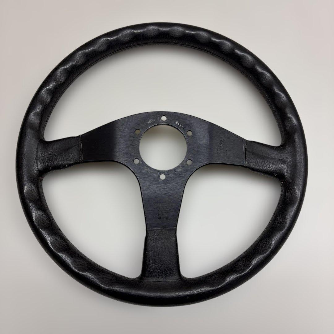 MOMOステアリング　TYP D35