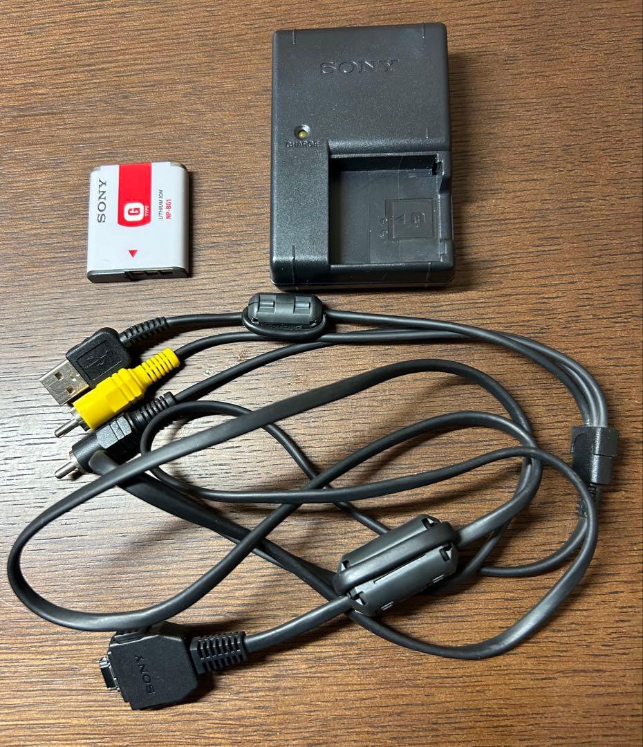 SONY ソニー　サイバーショット　DSC-W50　シルバー