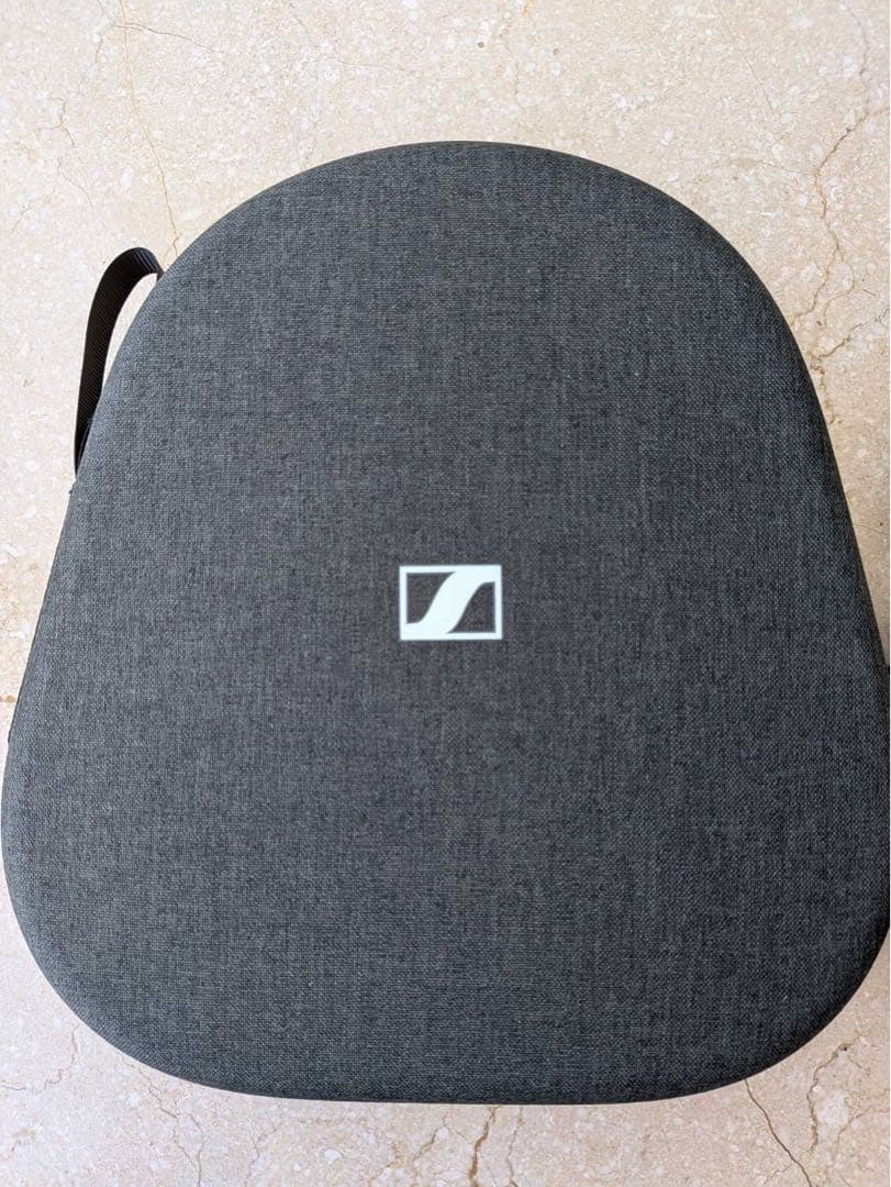 SENNHEISER MOMENTUM 4 Wirelessヘッドホン