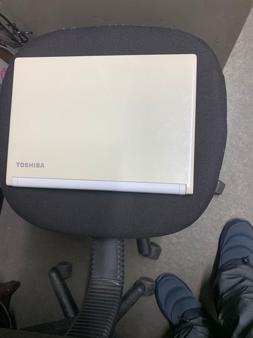 dynabook Corei5 SSD256 8GB 第6世代