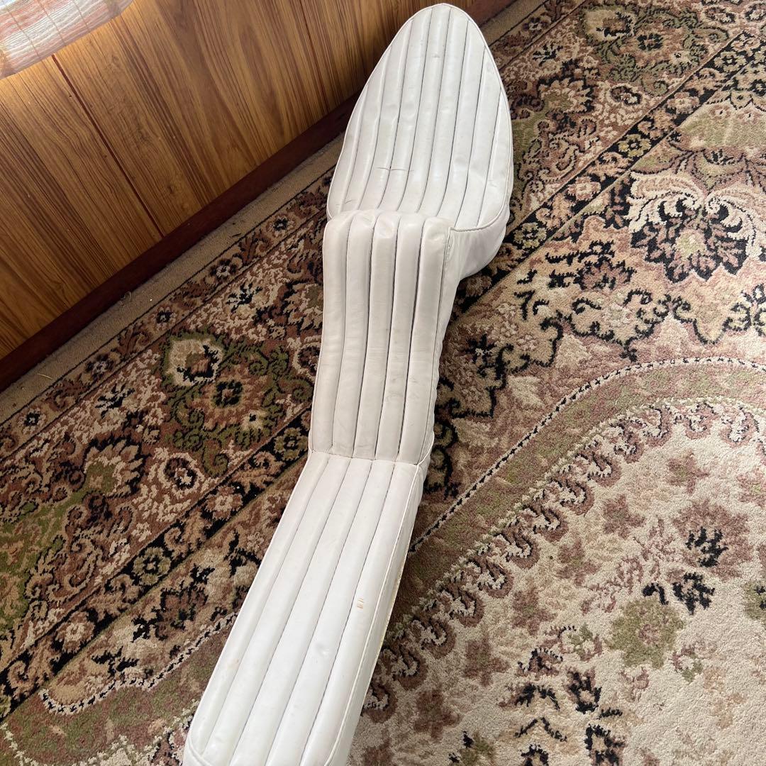 キング＆クイーンシート　ホワイト　ナックル　パン　ショベル