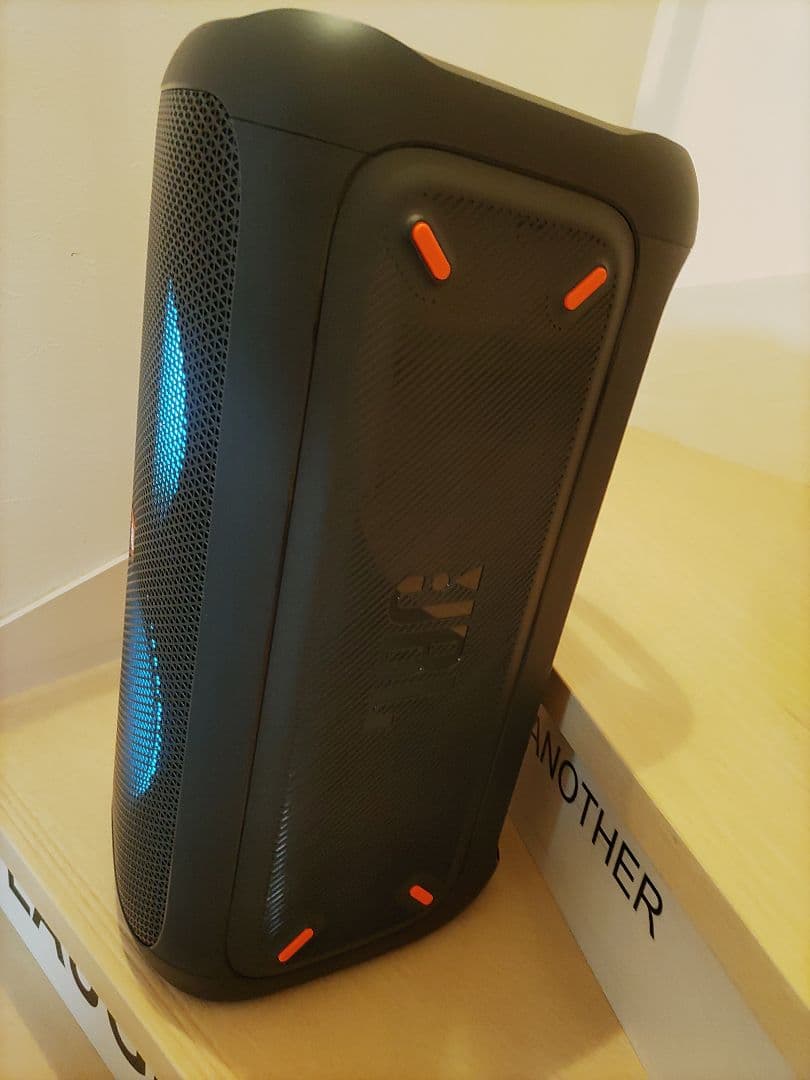 JBL PARTY BOX 100 ワイヤレススピーカー