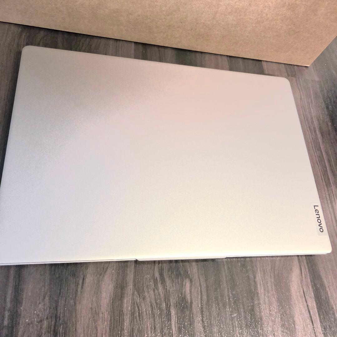 わったー　新品＊Lenovo IdeaPad Slim 5i Gen9