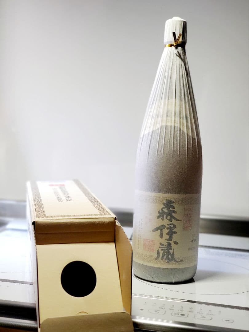 森伊蔵 さつま名産 本格芋焼酎 25% 1800ml かめ壺焼酎