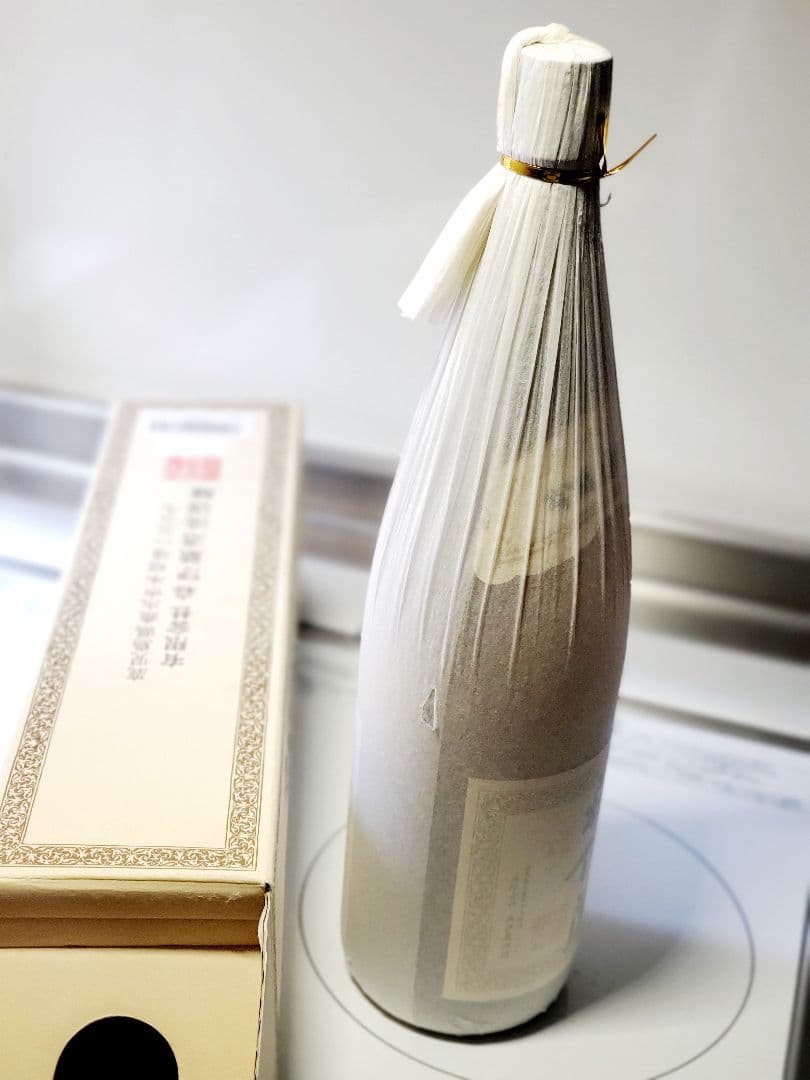 森伊蔵 さつま名産 本格芋焼酎 25% 1800ml かめ壺焼酎