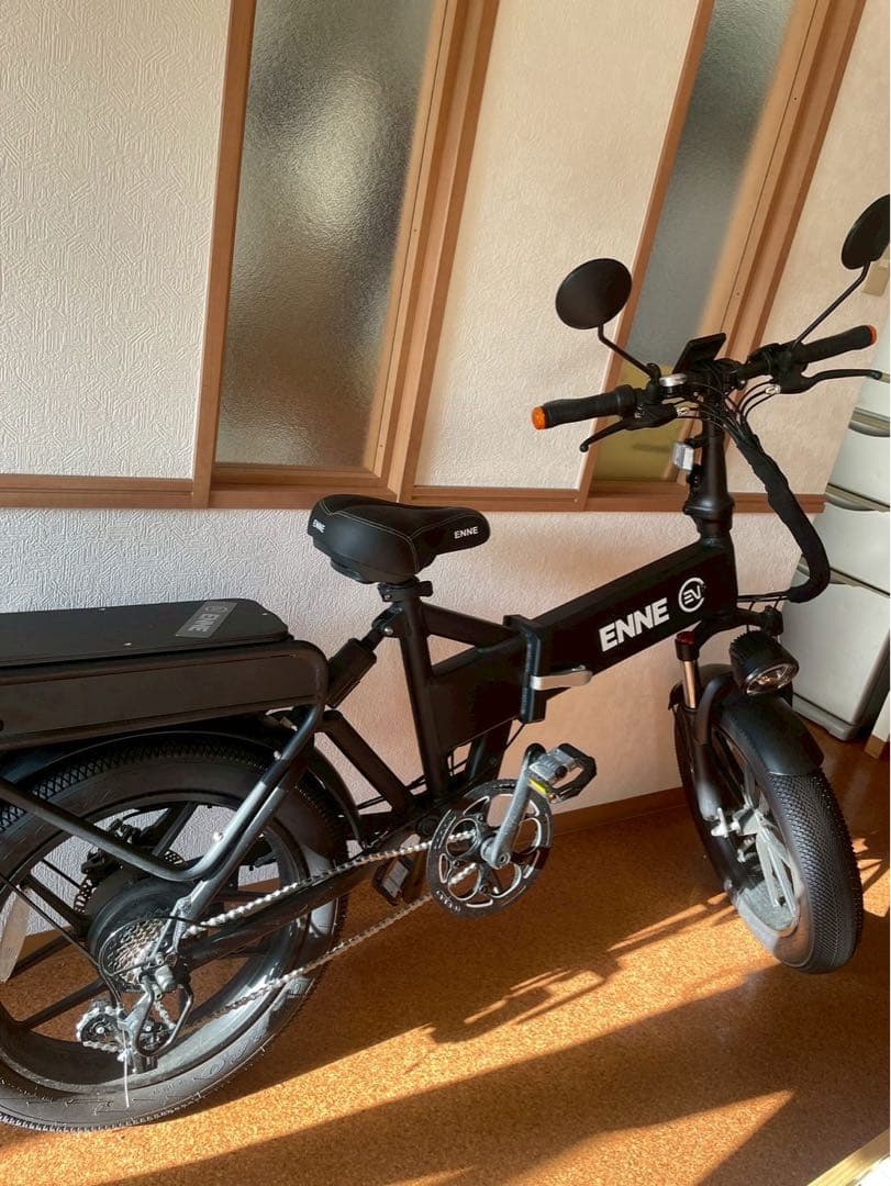 s**様 る*る様 I*n様 ENNE 電動アシスト自転車 ブラック 充電器付き