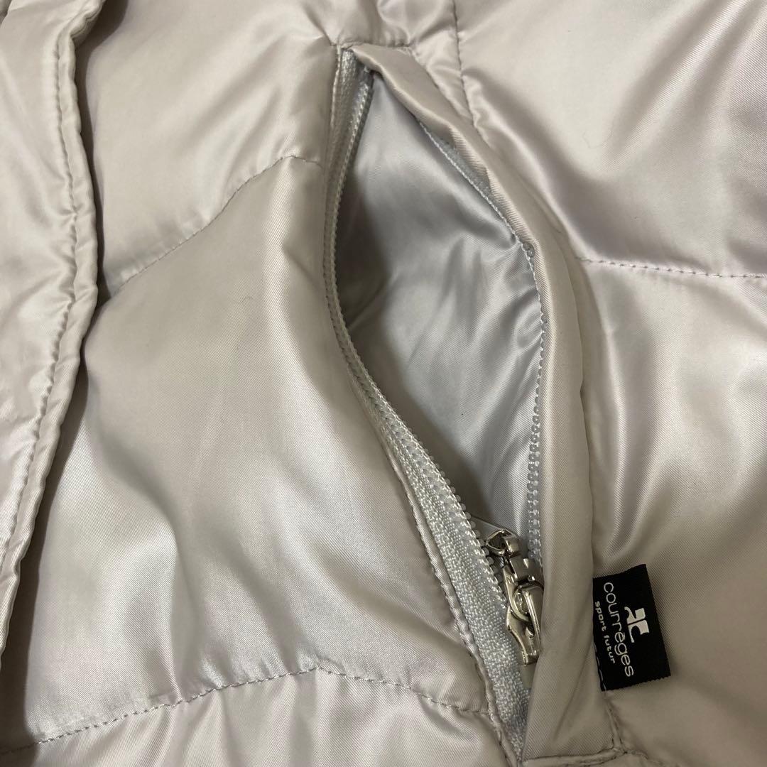 courreges クレージュ　ロゴ入りダウンコート　アウター　シルバー　40