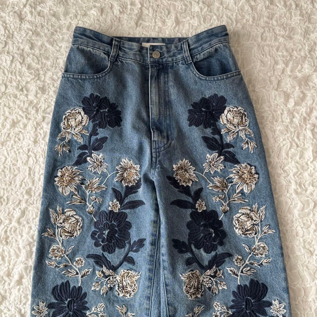 CLANE クラネ フラワーエンブロイダリーパンツ デニム 刺繍 総柄