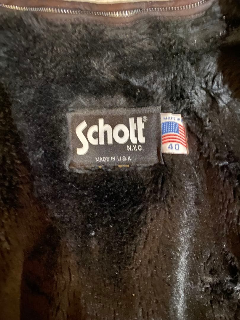 ホワイト シングルライダースジャケット