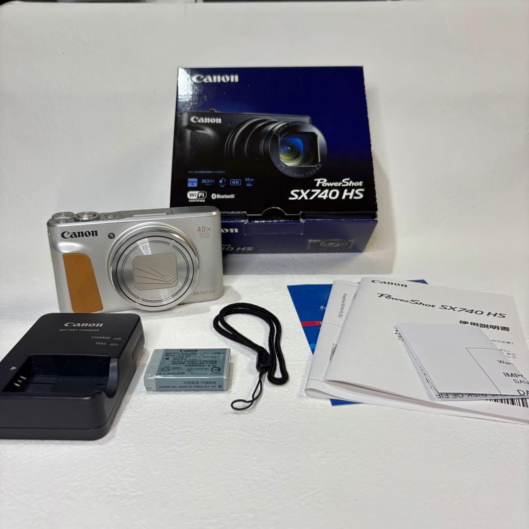 美品 Canon PowerShot SX740 HS シルバー