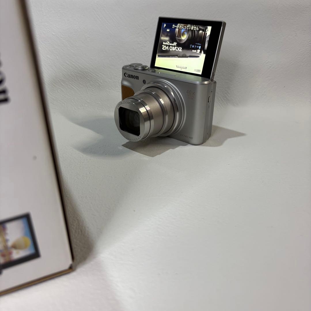 美品 Canon PowerShot SX740 HS シルバー