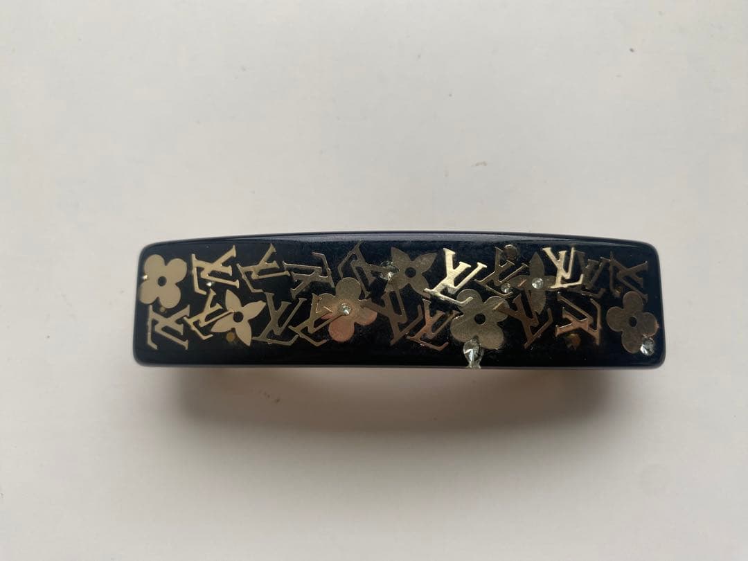 LOUIS VUITTON ルイヴィトン バレッタ 髪飾り ブラック ゴールド