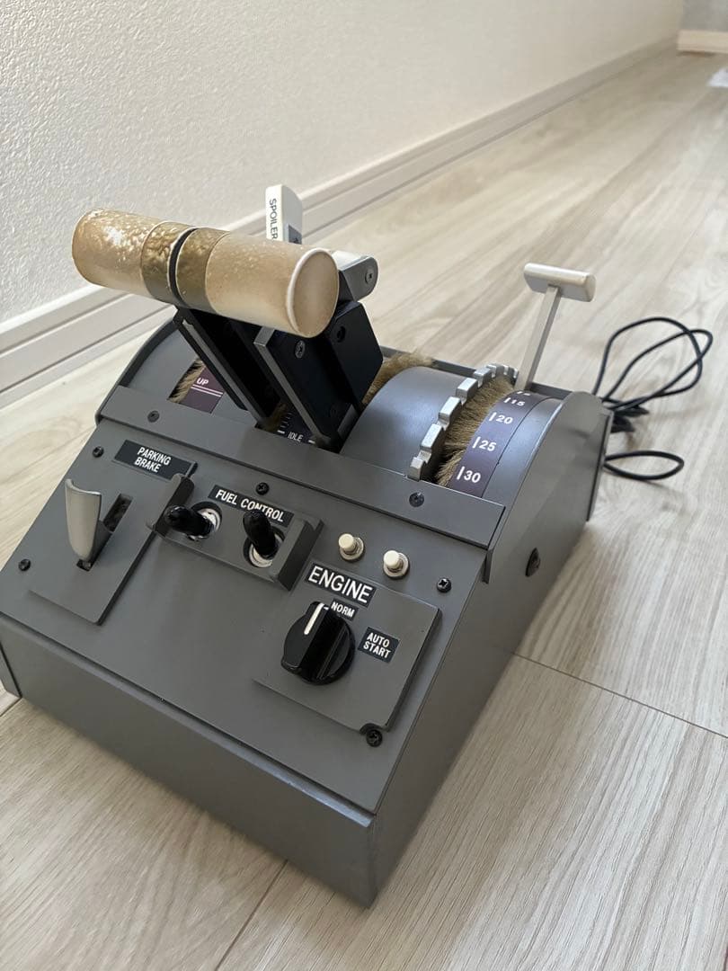 Flight Simulator B787風カスタムスロットル（操縦桿工房製）