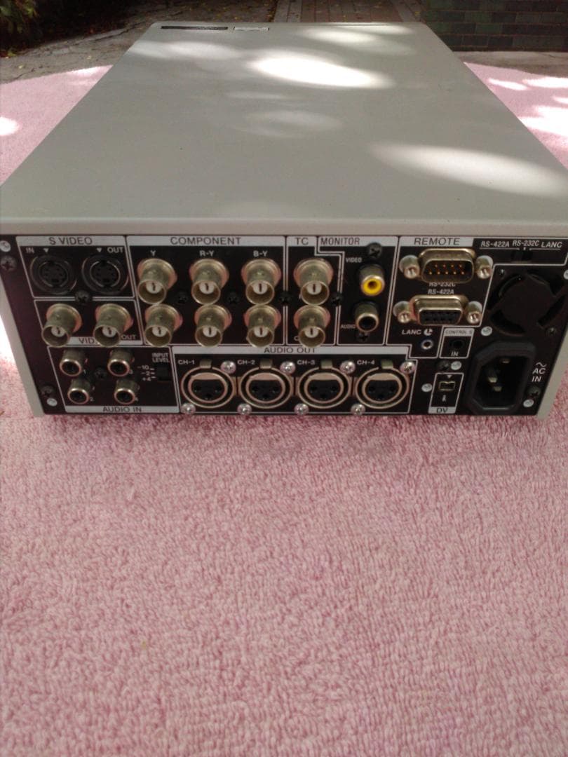 ソニー業務用DVCAM　DSR-45　動作中古品の出品です。値下げしました❣