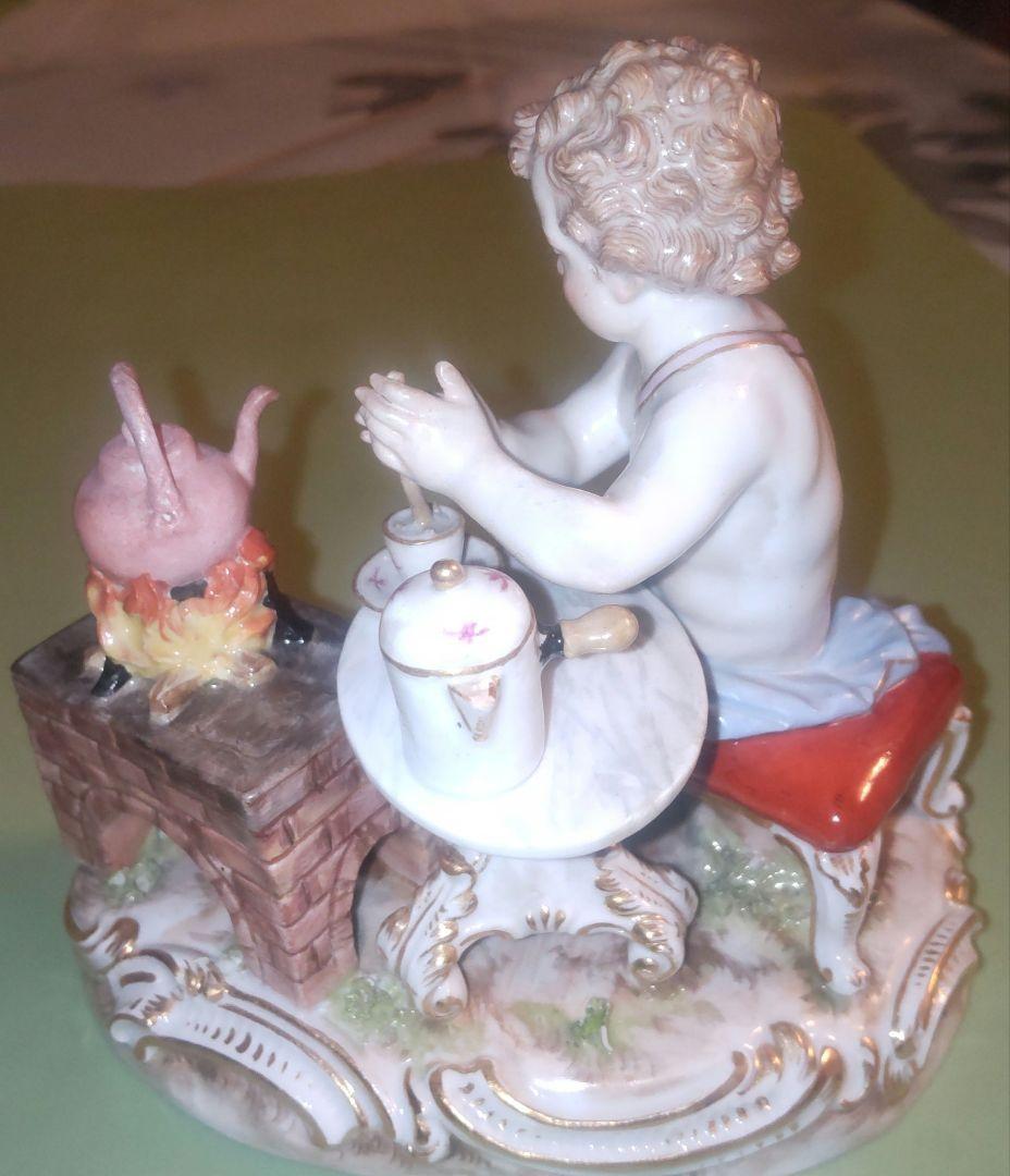 靴*も様 美品 マイセン ホットチョコレートを作る天使 フィギュリン