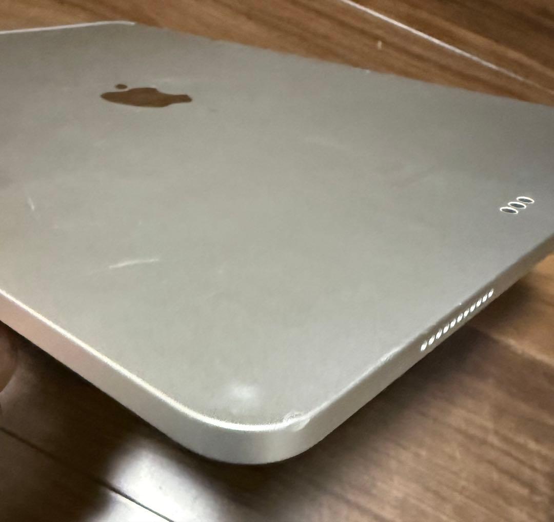 ipad pro12.9(第5世代) 画面割れ箱付き、動作しますがジャンクにて