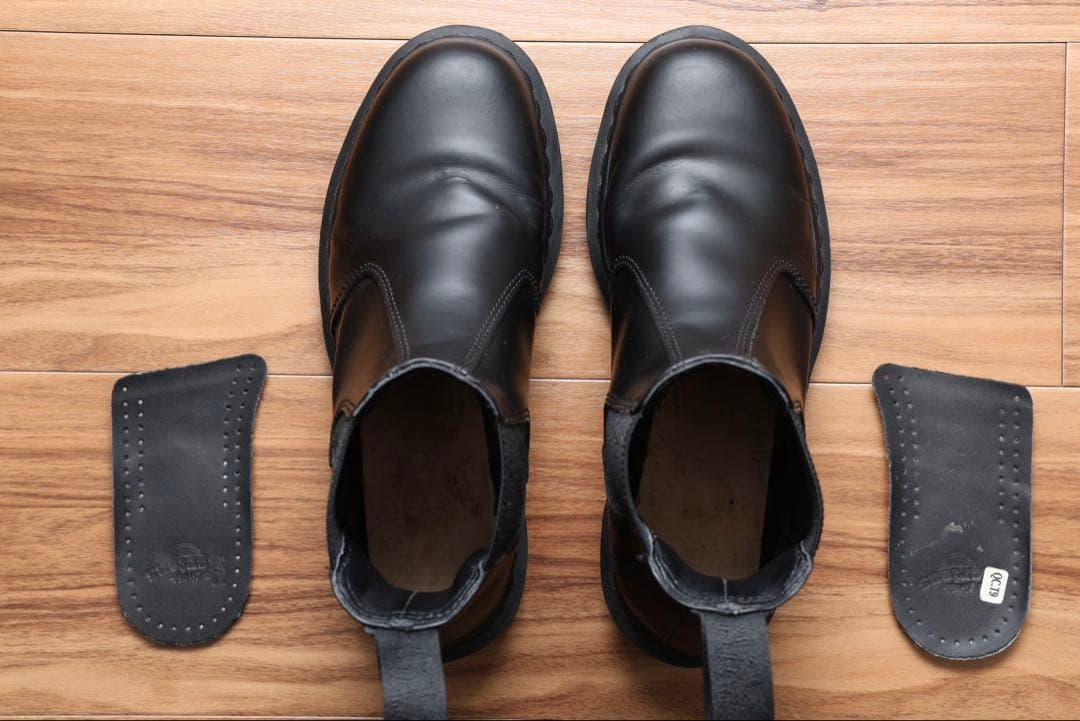 Dr.Martens チェルシーブーツ　25センチ