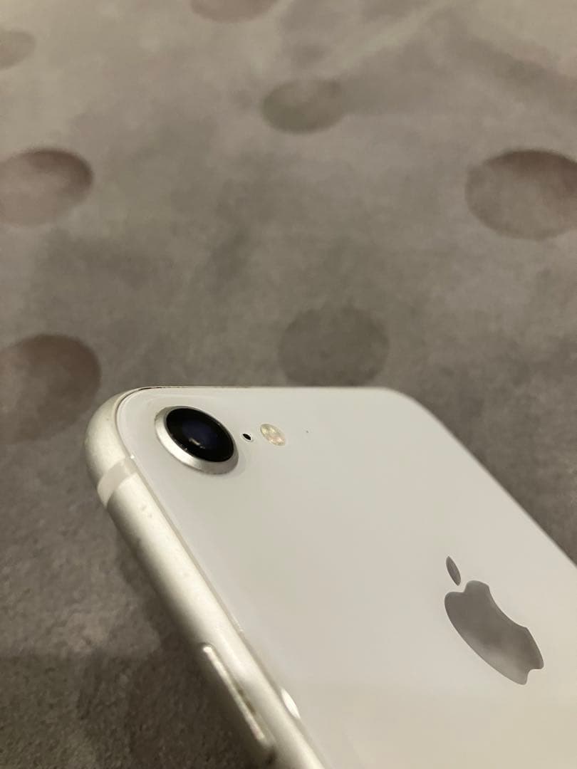 Apple iPhone 8 ホワイト SIMフリー