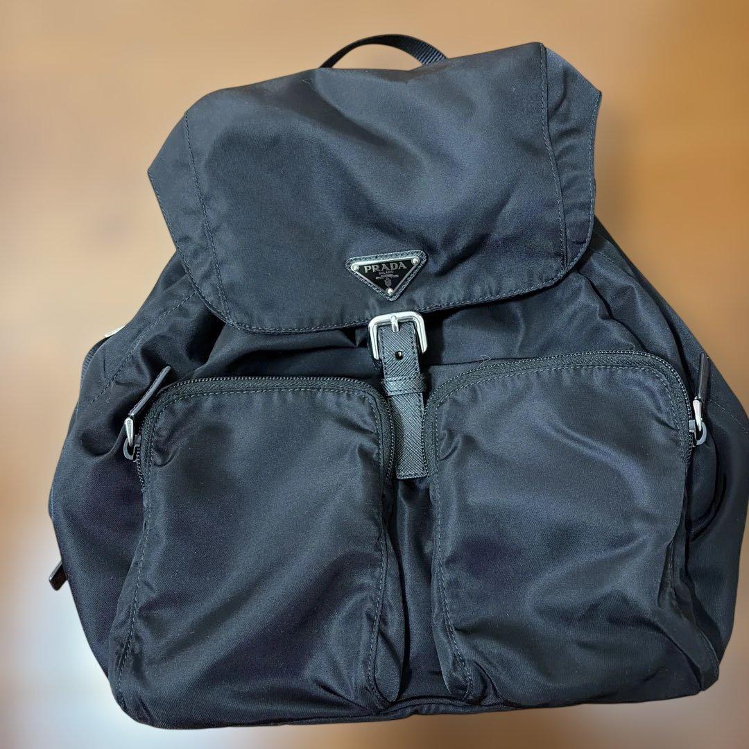 プラダ　リュック