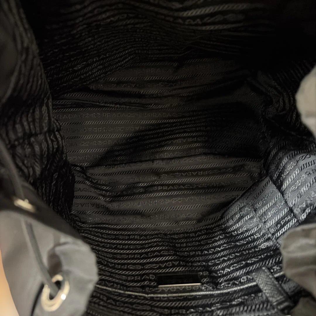 プラダ　リュック