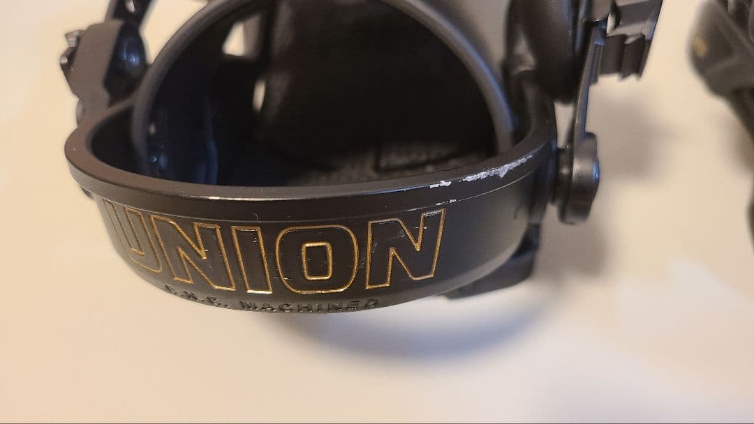 スノーボード　ビンディング　UNION　ATLAS マットブラック　Mサイズ