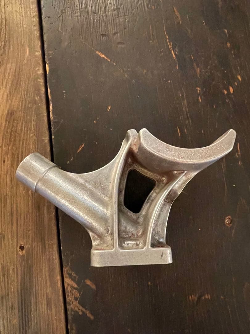 空冷ポルシェ.空冷VW用　センターオルタネータースタンド