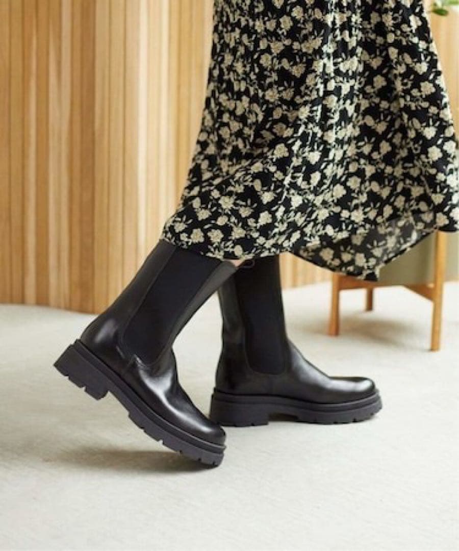 はるよ　JOURNAL STANDARD relume ENESS