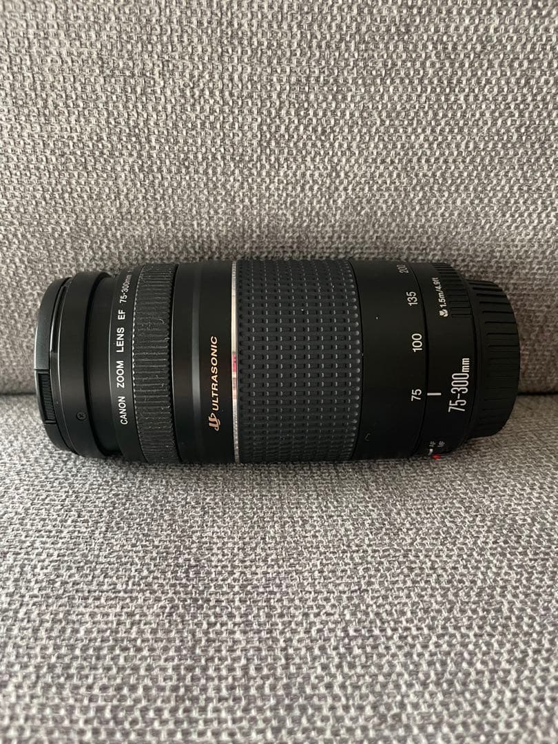 Canon 75-300mm ウルトラソニック ズームレンズ