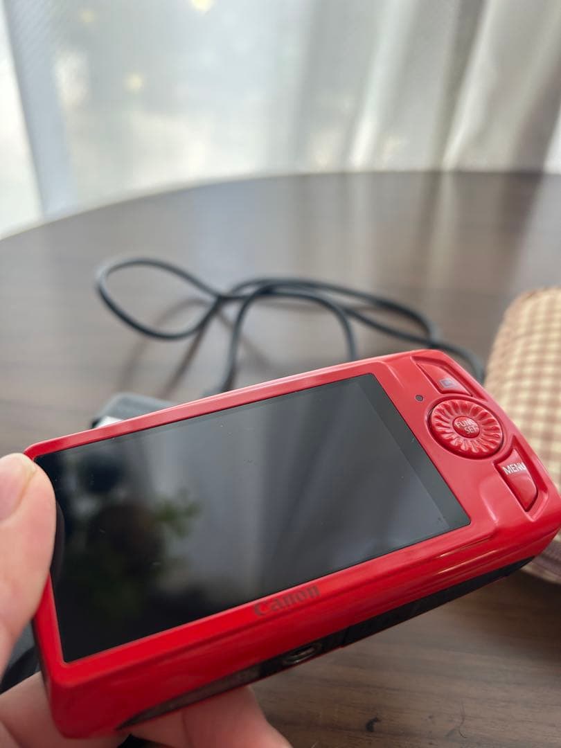 キャノン IXY 30S デジカメ 無印良品ケースおまけ　バッテリー新品！