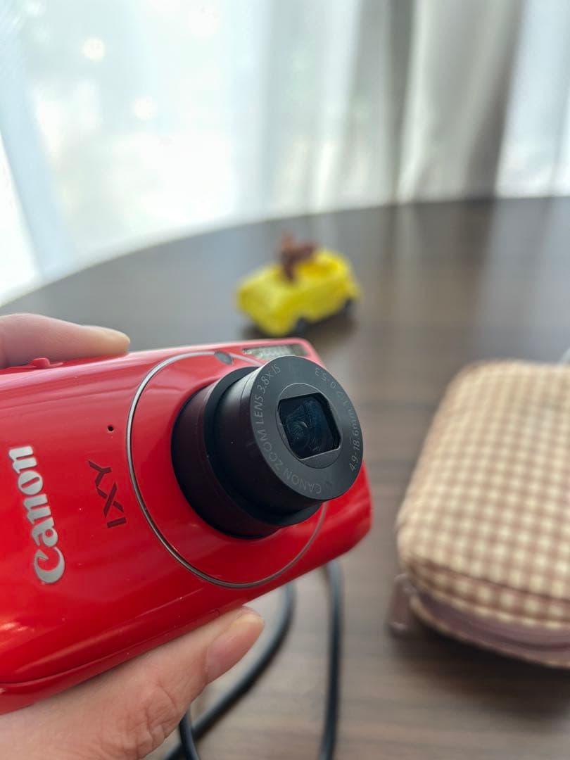 キャノン IXY 30S デジカメ 無印良品ケースおまけ　バッテリー新品！