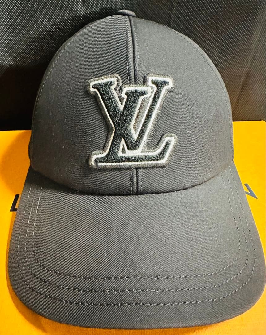 Louis Vuitton キャップ・LV シグネチャー